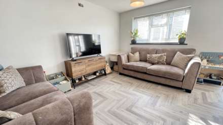 Cowen Close, Crewkerne, Image 3