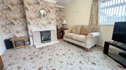 King Cuthred Close, Chard, Image 5