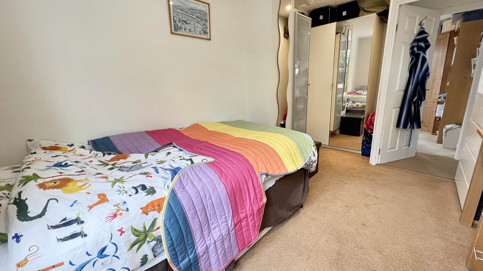 Furnham Crescent, Chard, Image 15