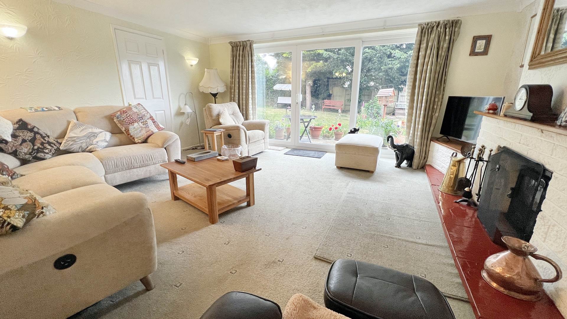 Furnham Crescent, Chard, Image 3