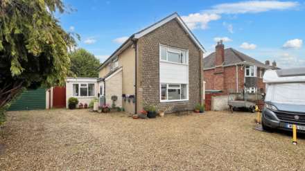 Furnham Crescent, Chard