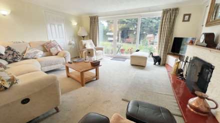 Furnham Crescent, Chard, Image 3