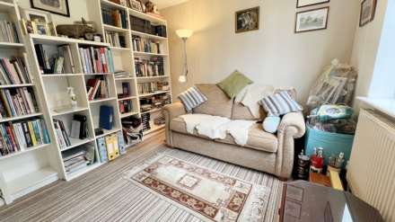 Furnham Crescent, Chard, Image 5