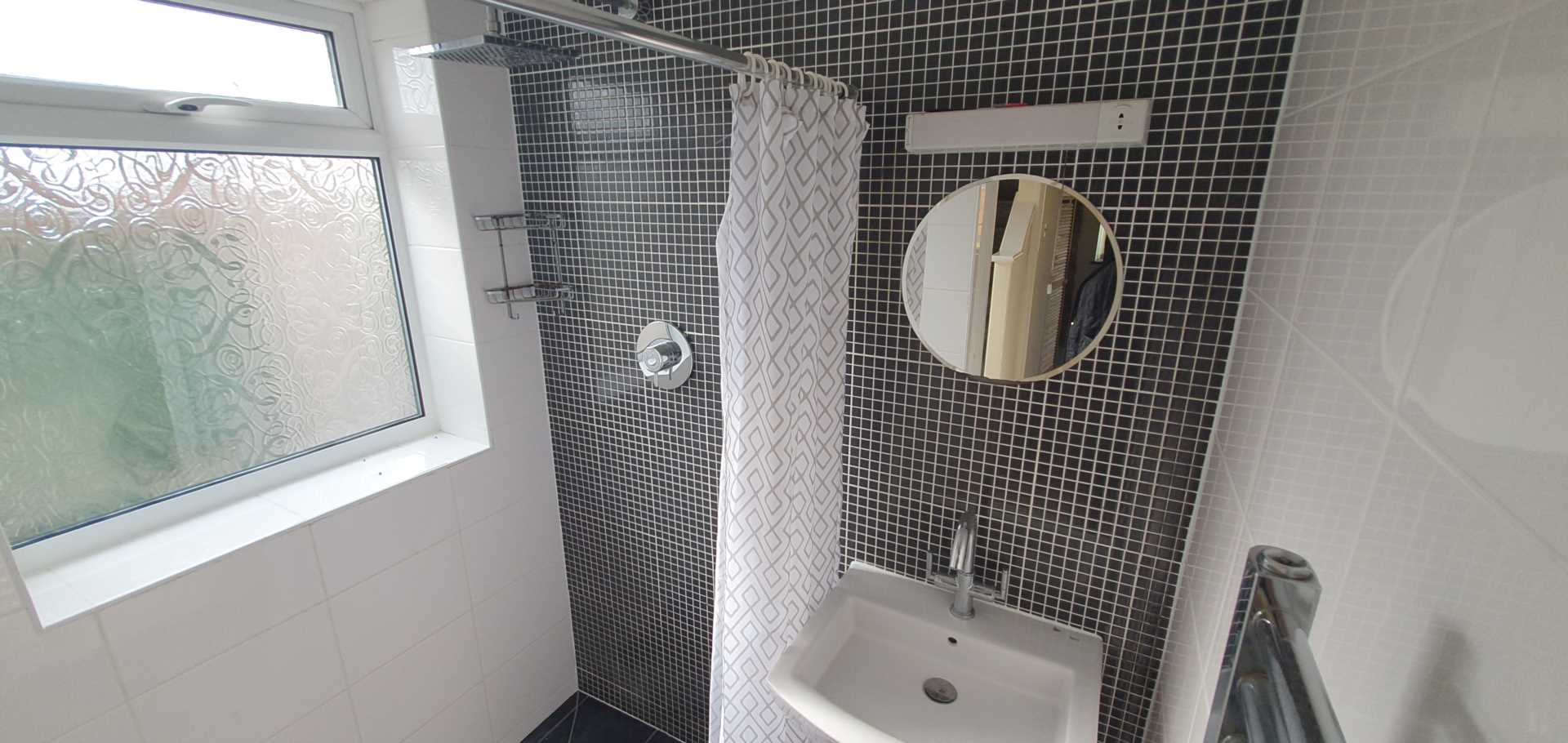 Stringfellow Crescent, Chard, Image 5
