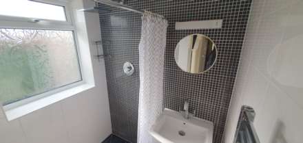 Stringfellow Crescent, Chard, Image 5