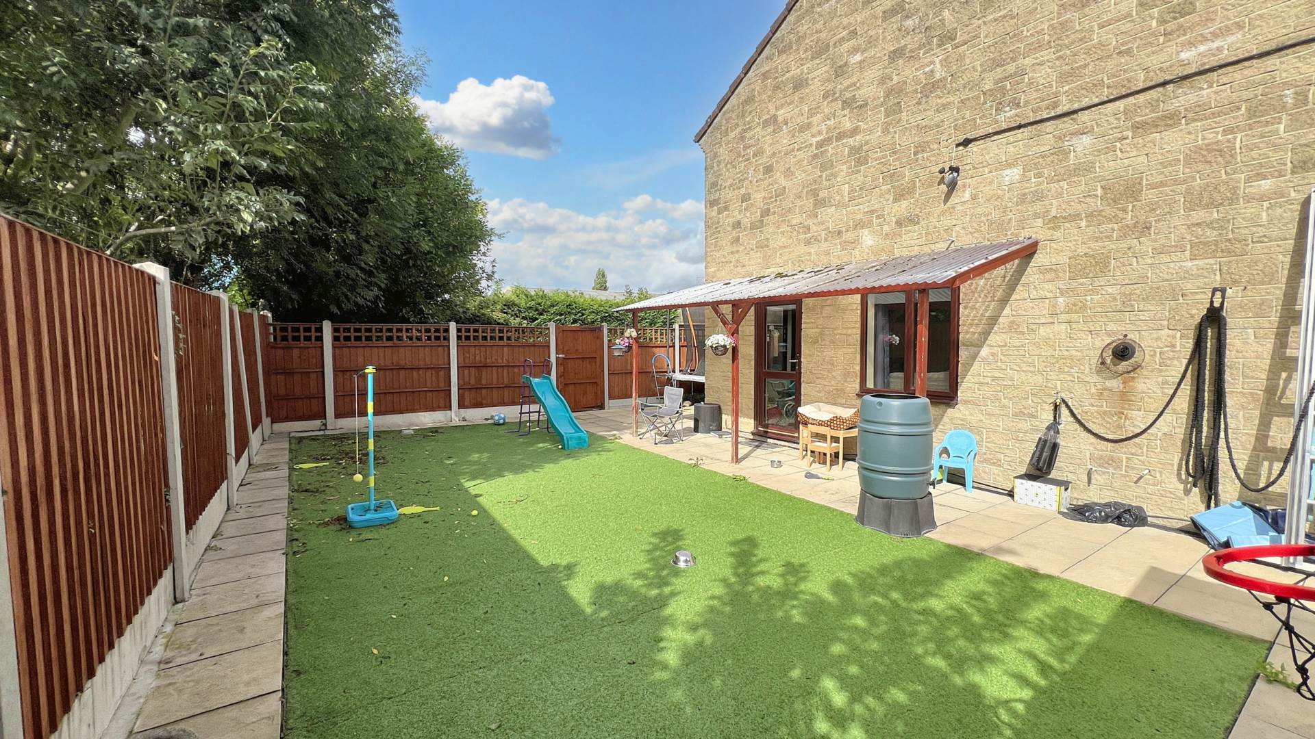 Cedar Court, Martock, Image 17