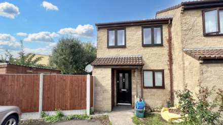 Cedar Court, Martock