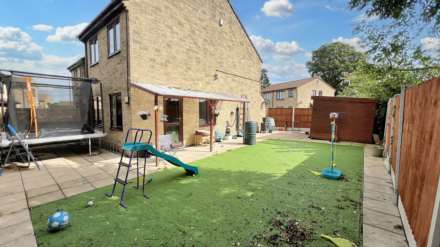 Cedar Court, Martock, Image 16