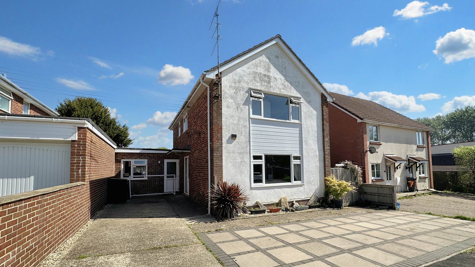 Furnham Close, Chard, Image 1