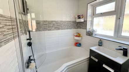 Furnham Close, Chard, Image 20