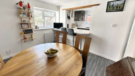 Furnham Close, Chard, Image 3