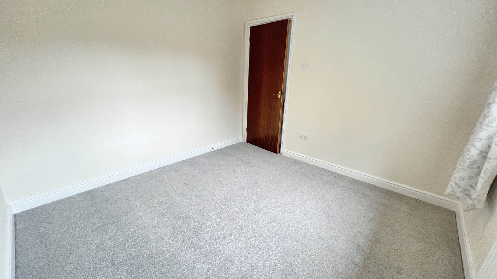 Caraway Close, Chard, Image 10