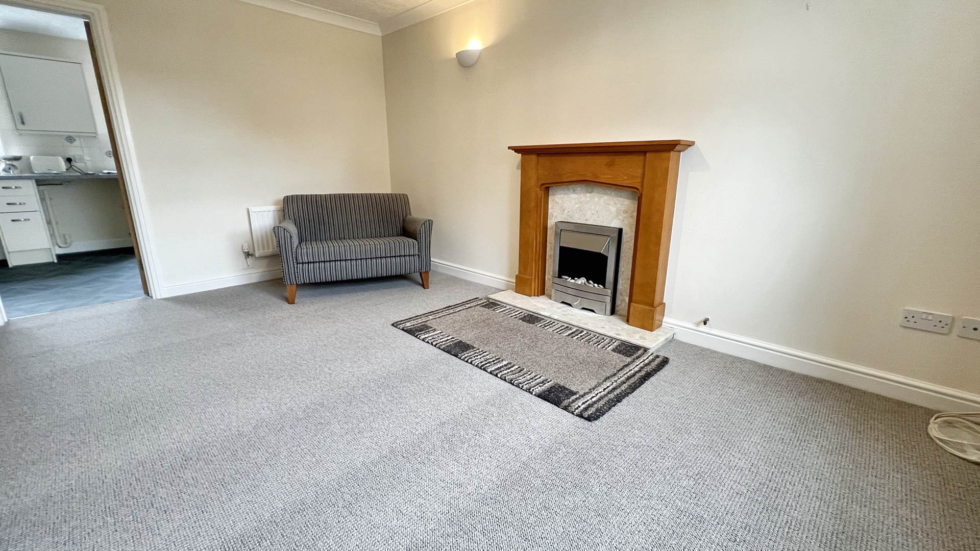 Caraway Close, Chard, Image 2