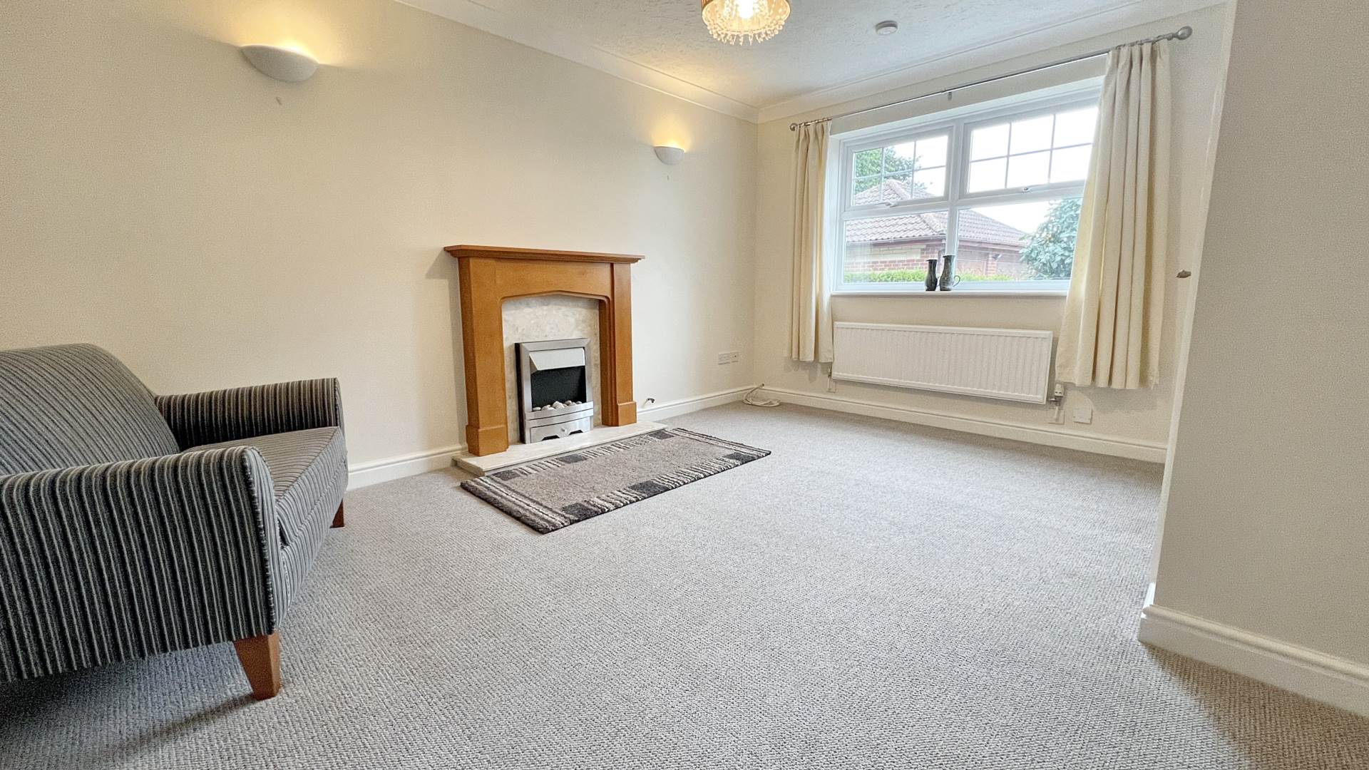 Caraway Close, Chard, Image 3