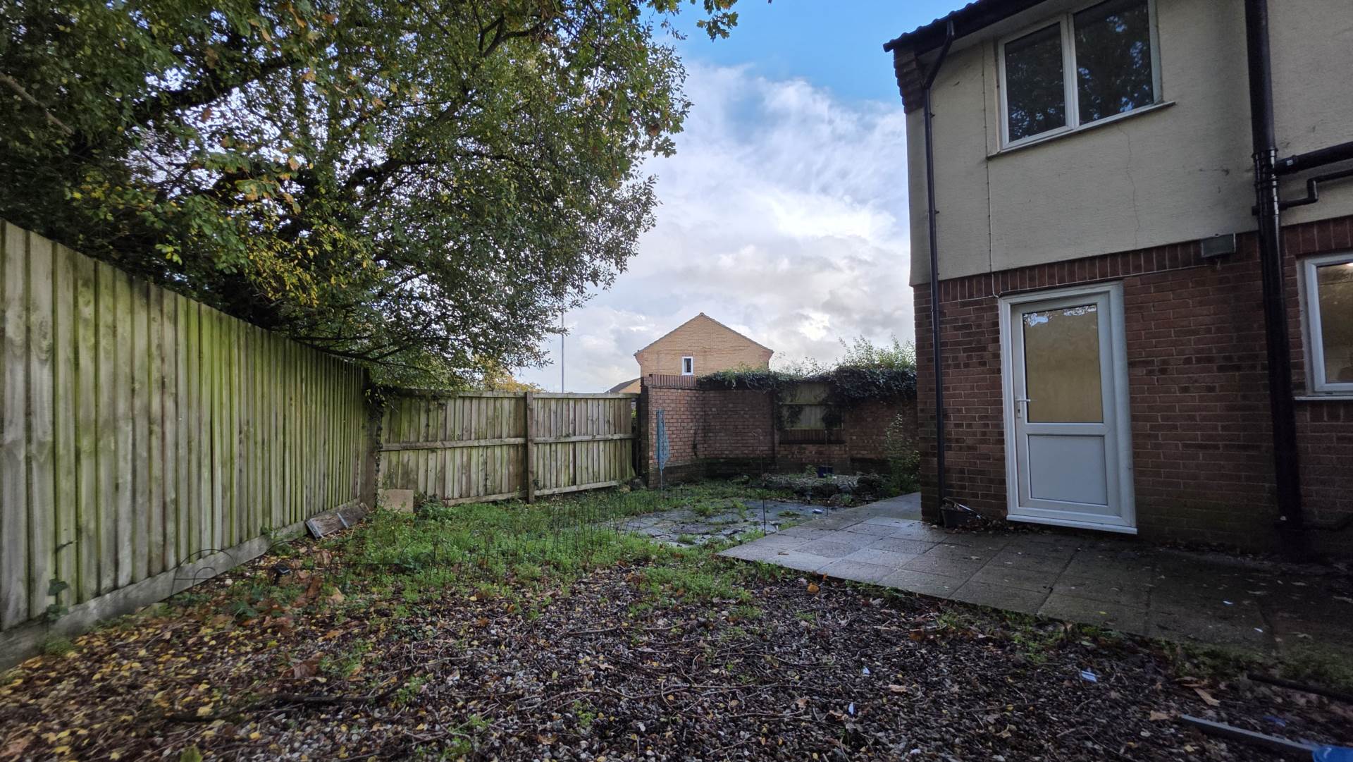 Crib Close, Chard, Image 9