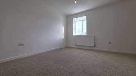 Crib Close, Chard, Image 6