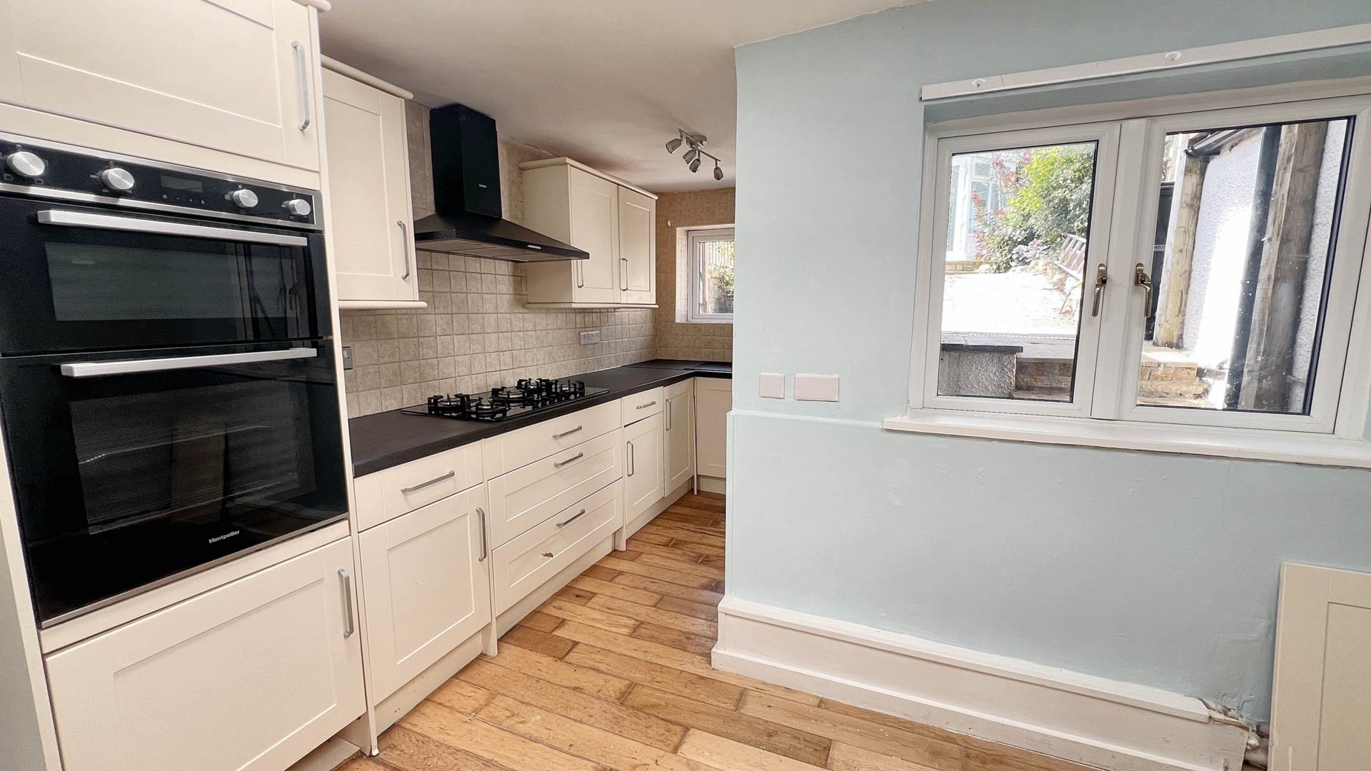 Combe Street, Chard, Image 2