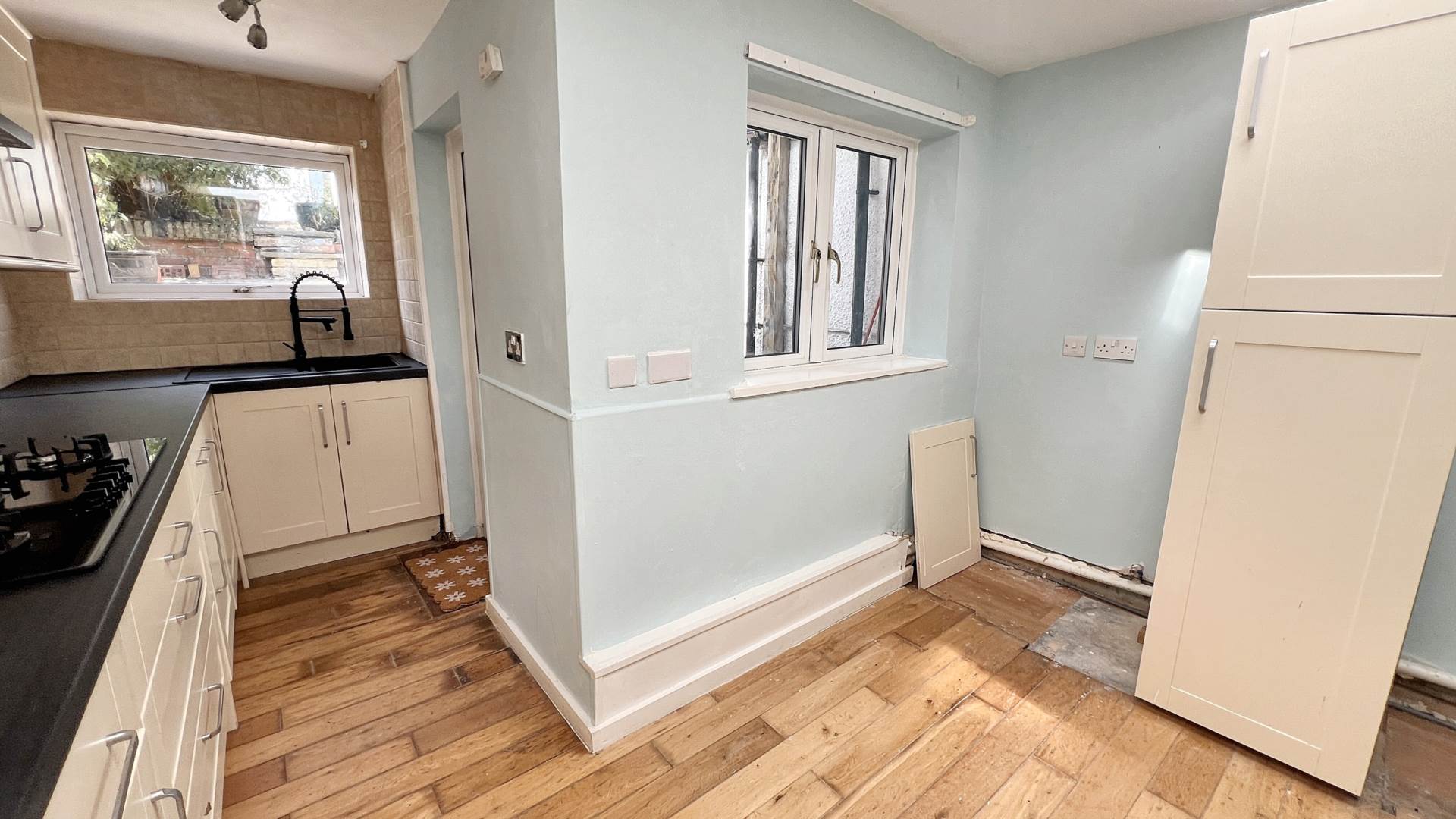 Combe Street, Chard, Image 3