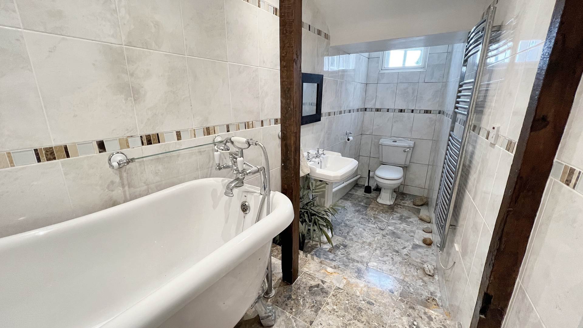 Badgers House, Ashill, Image 13
