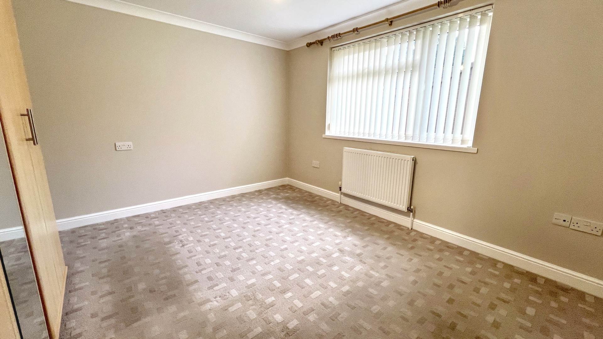 Vine House Gardens, Chard, Image 8