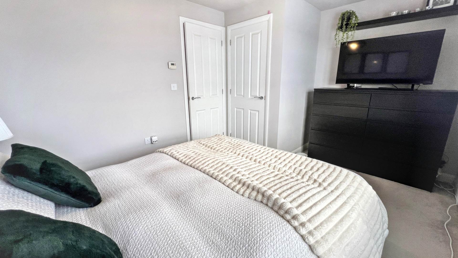 Honeycomb Vale, Chard, Image 10