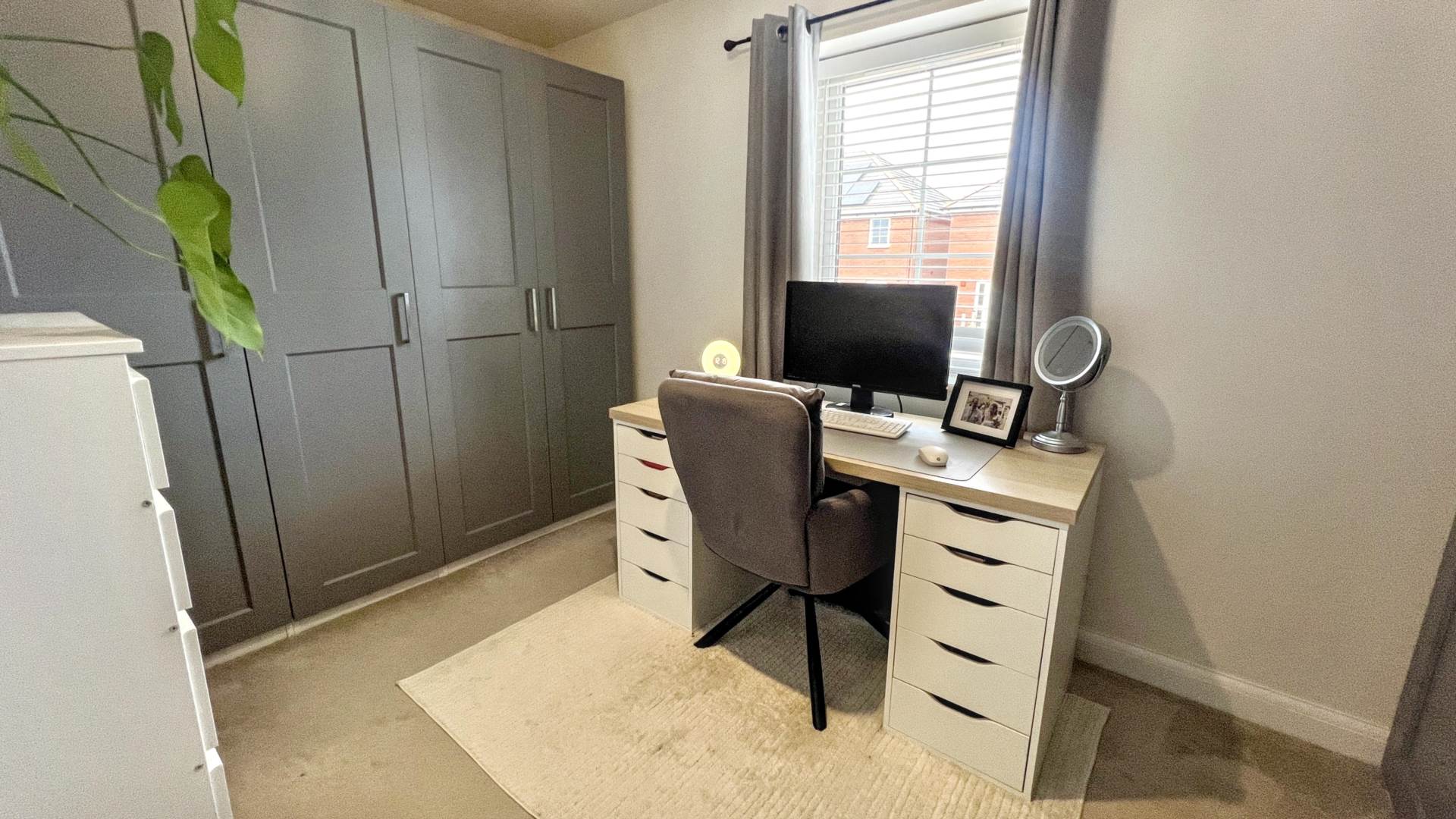 Honeycomb Vale, Chard, Image 13