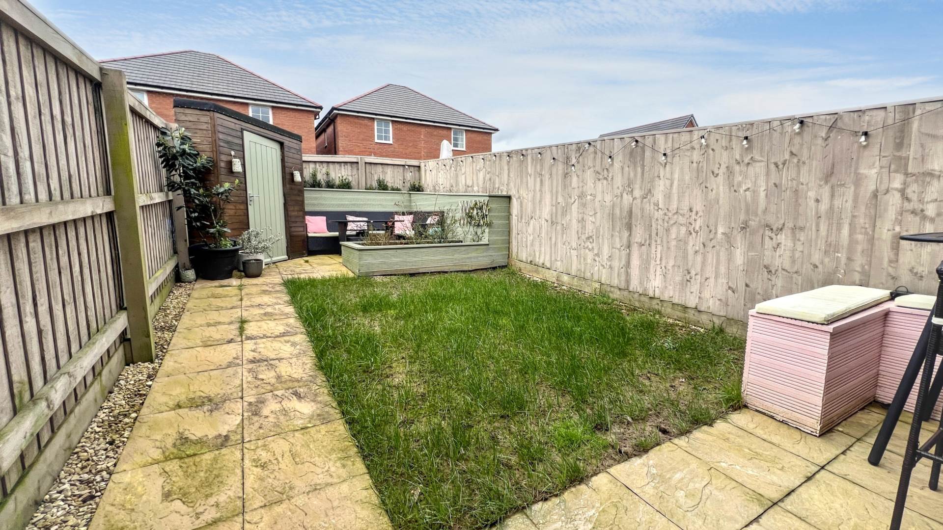 Honeycomb Vale, Chard, Image 17