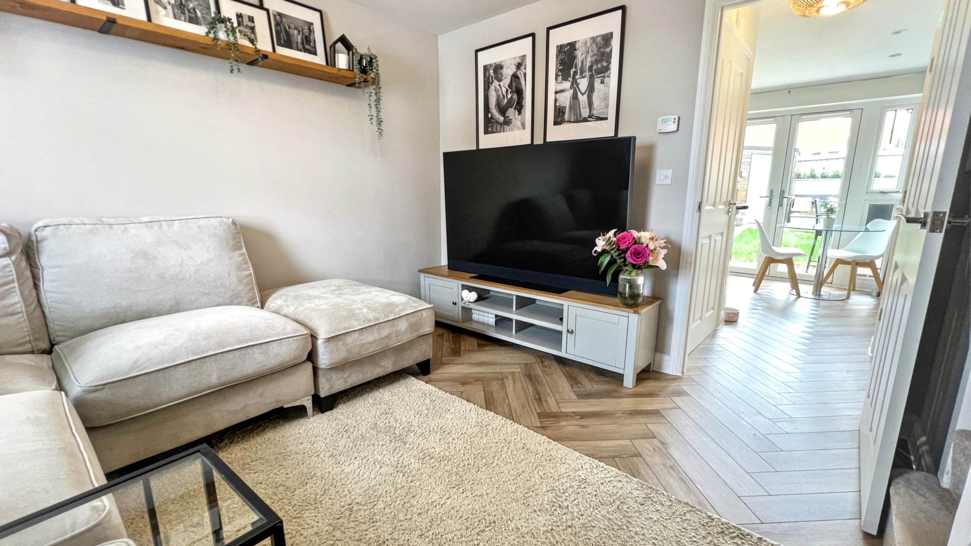 Honeycomb Vale, Chard, Image 2