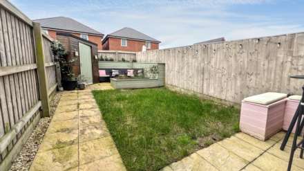 Honeycomb Vale, Chard, Image 17