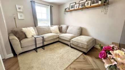 Honeycomb Vale, Chard, Image 4