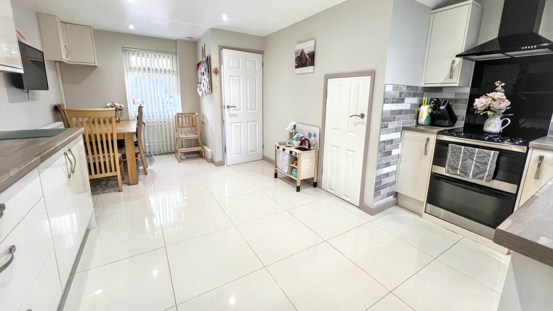 Bubwith Close, Chard, Image 3