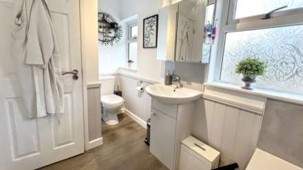 Bubwith Close, Chard, Image 17