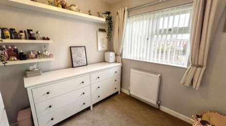 Bubwith Close, Chard, Image 19