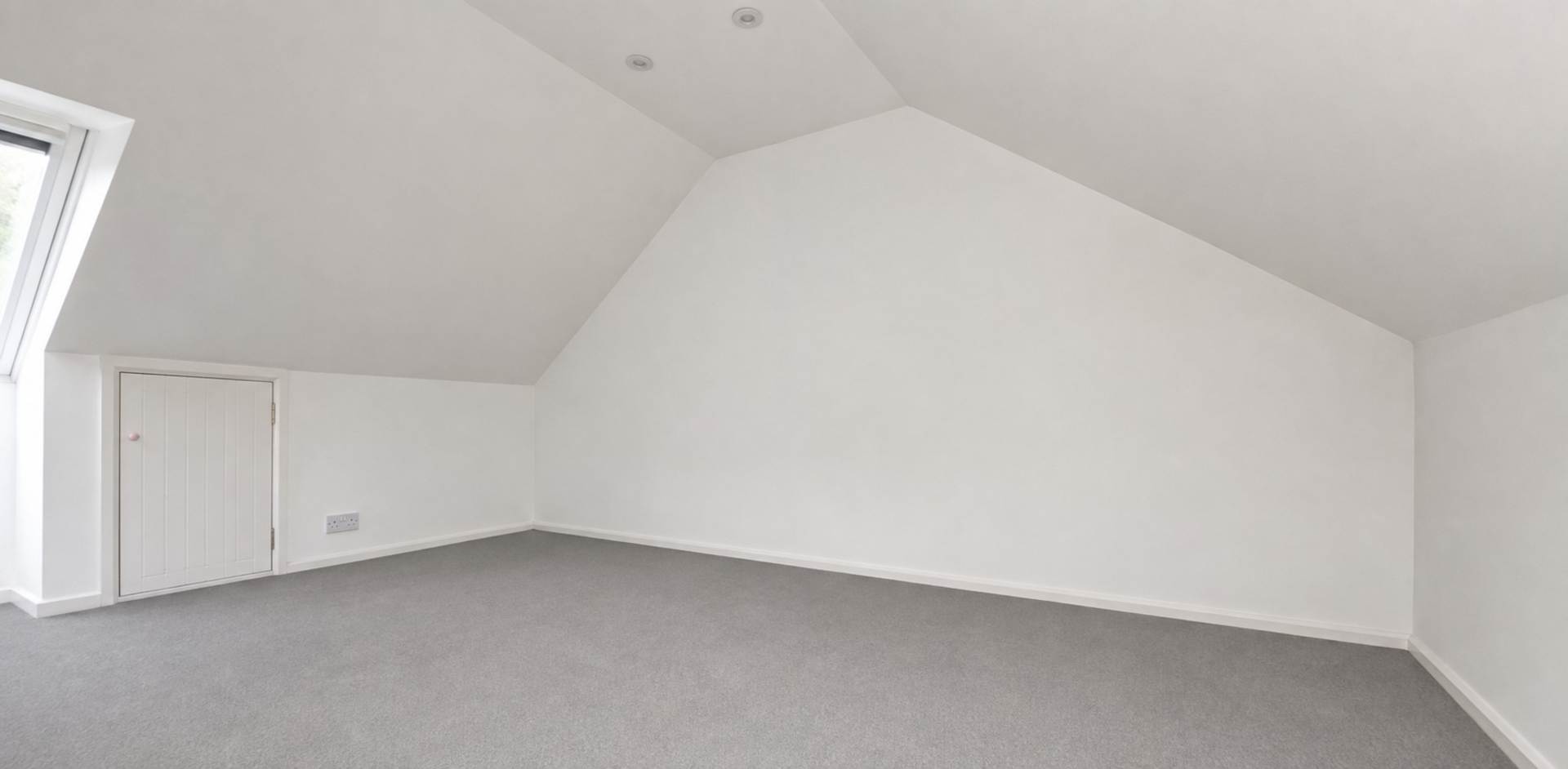 Beasley Court, Chard, Image 11