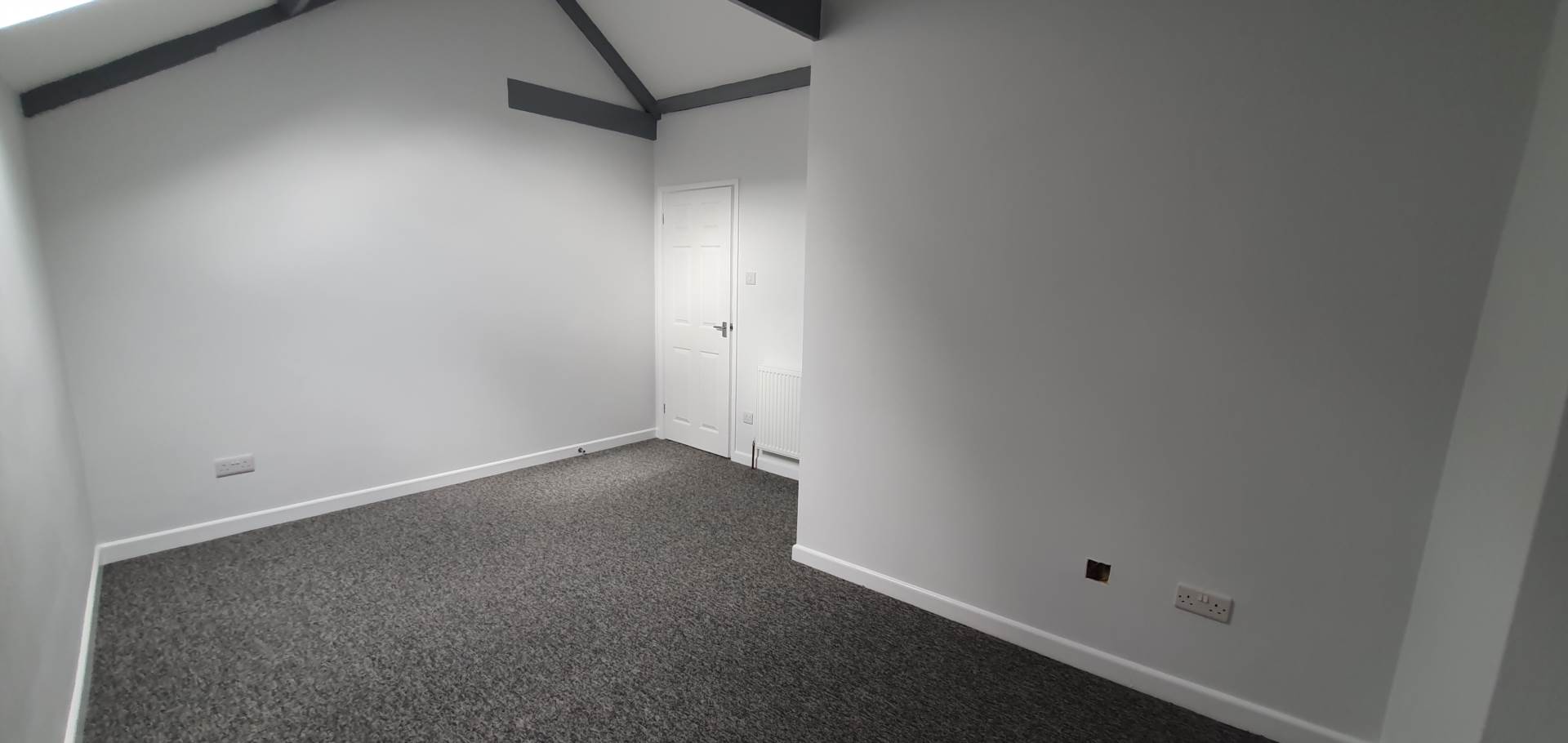 Holyrood Street, Chard, Image 4