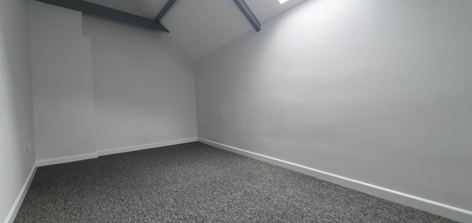 Holyrood Street, Chard, Image 5