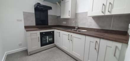 Holyrood Street, Chard, Image 6