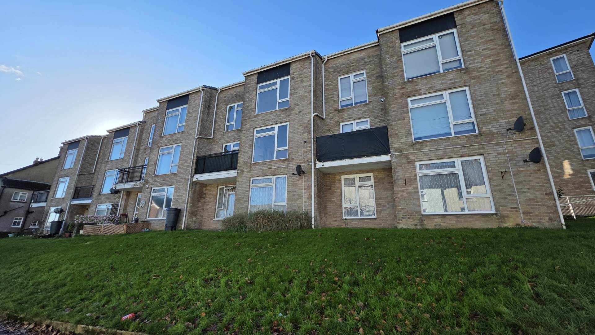 Fawcus Place, Chard, Image 1