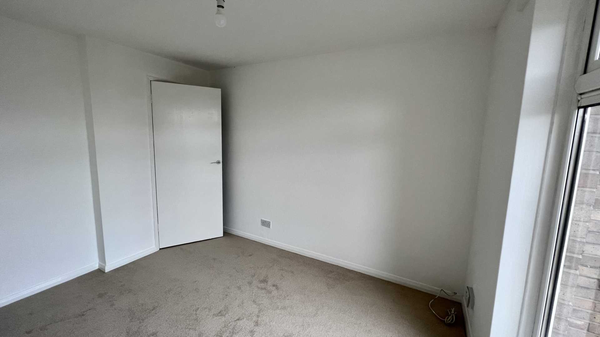 Fawcus Place, Chard, Image 10