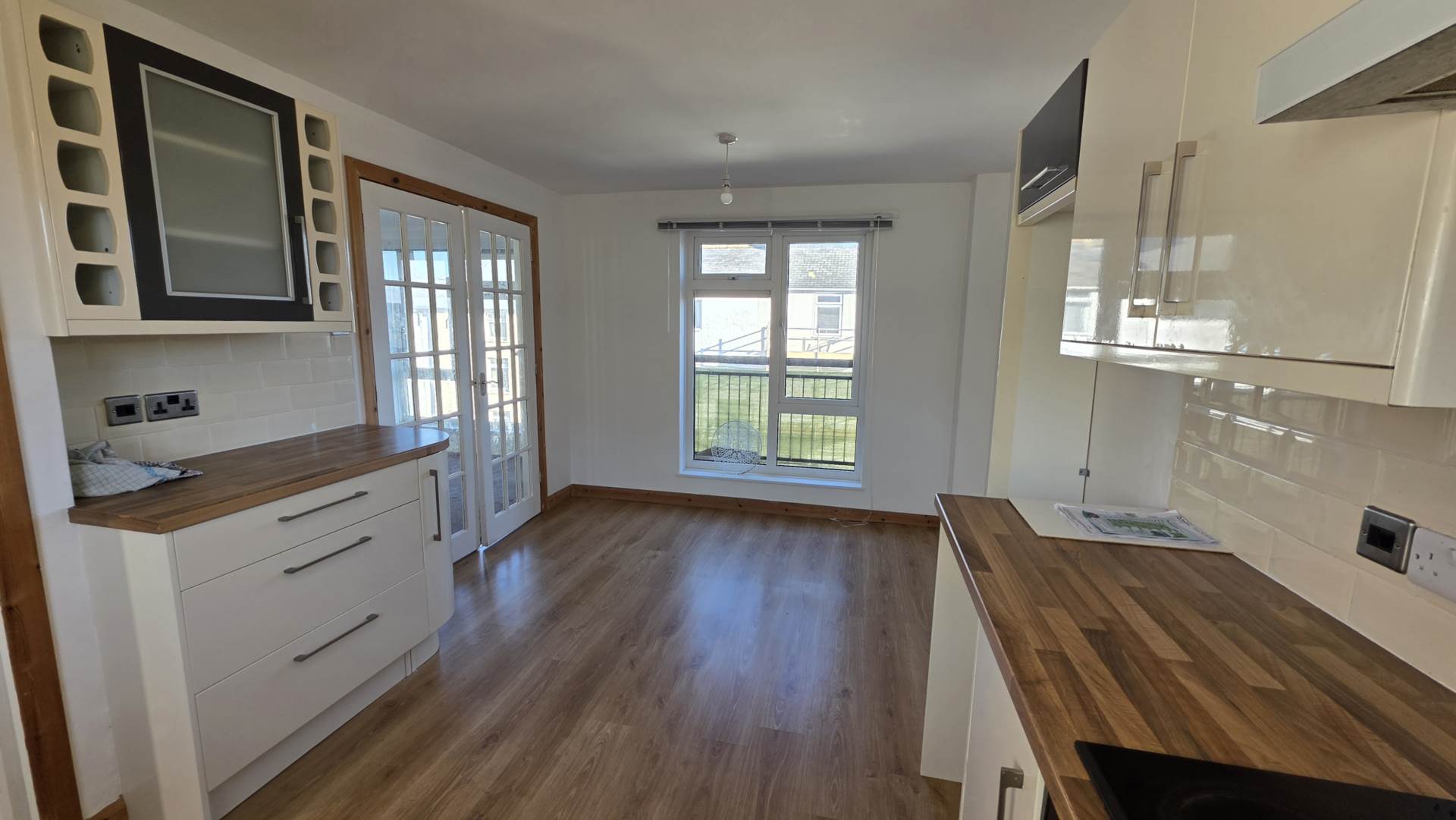 Fawcus Place, Chard, Image 2