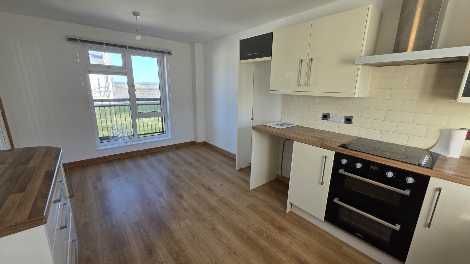 Fawcus Place, Chard, Image 5