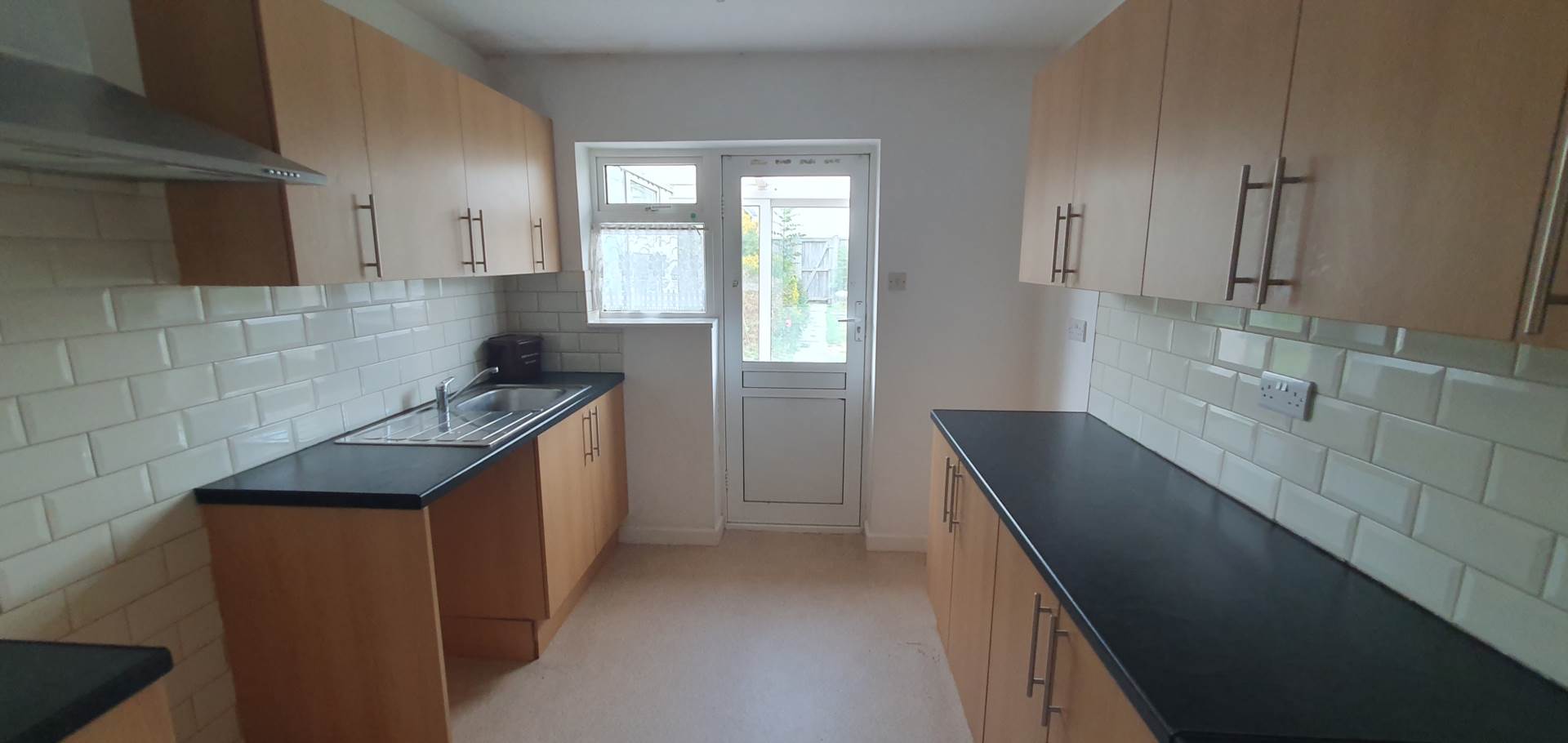 Oak End Way, Chard, Image 3