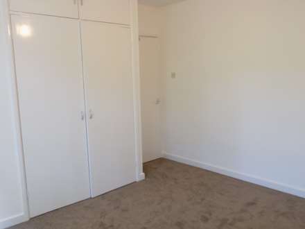 Oak End Way, Chard, Image 7