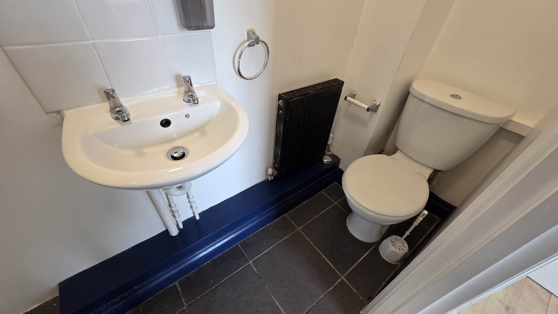 Holyrood Street, Image 6