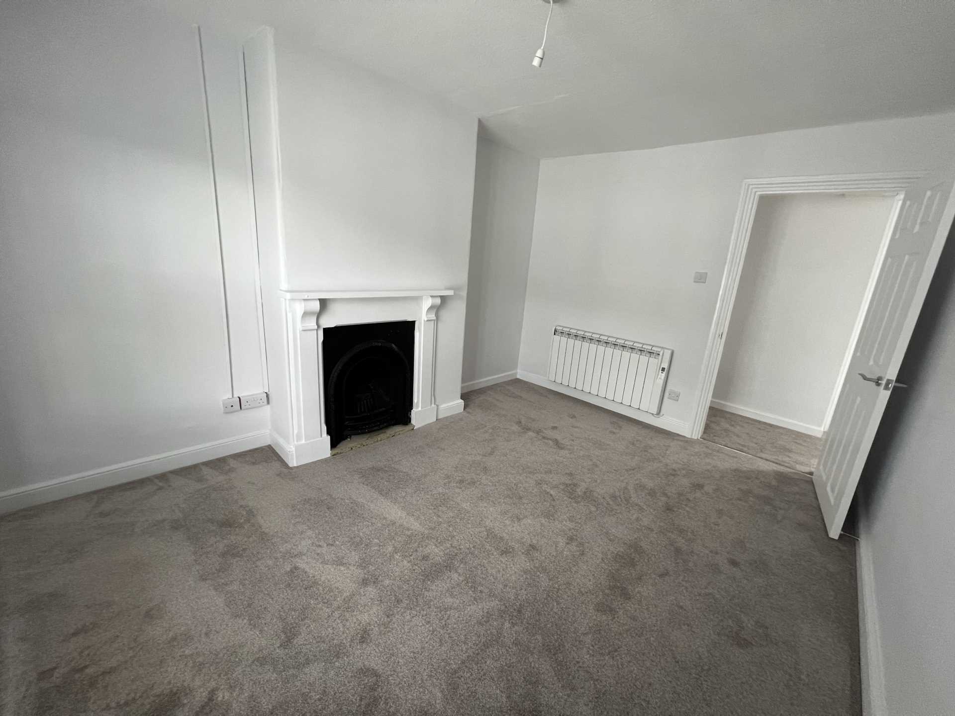 Holyrood Street, Chard, Image 2