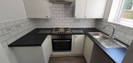 Bubwith Close, Chard, Image 4