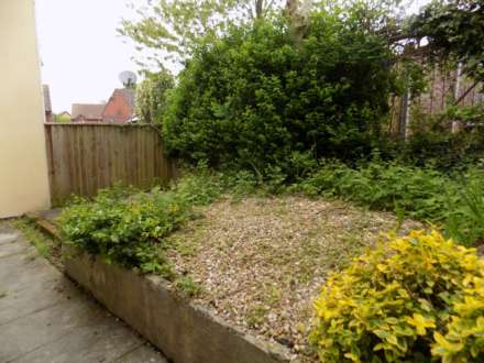Bubwith Close, Chard, Image 6