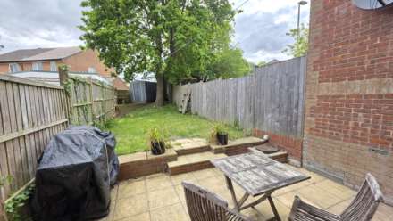 Phelps Close, Chard, Image 8