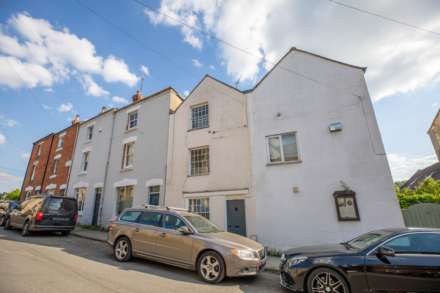Middle Street, Stroud, Image 1