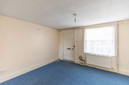 Middle Street, Stroud, Image 5